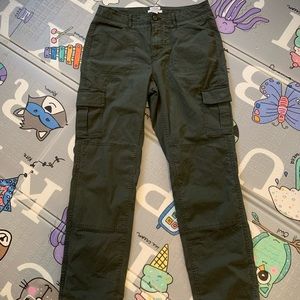 L.l. Bean cargo pants green